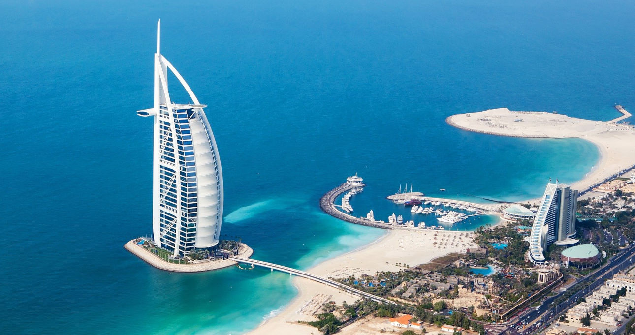 Luftaufnahme Burj al Arab und Jumeirah Beach