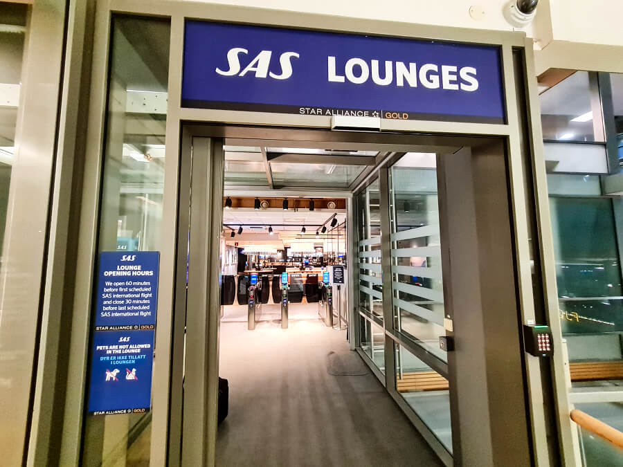 Eingang zu den SAS Lounges Oslo